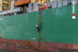 Pilot disembark Cape Sable